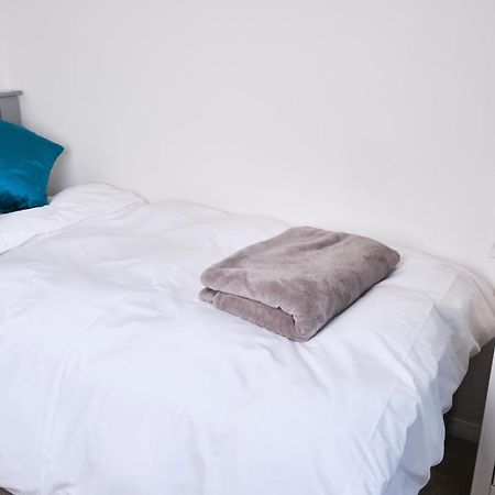 Parkway House - Modern With Great Transport Links Apartment Bristol Bagian luar foto