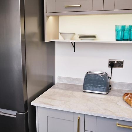 Parkway House - Modern With Great Transport Links Apartment Bristol Bagian luar foto