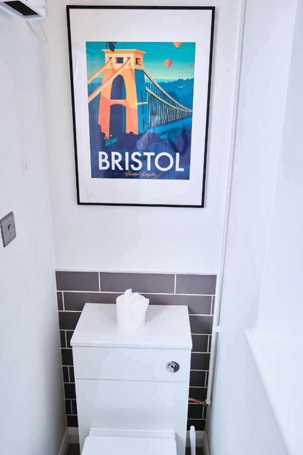 Parkway House - Modern With Great Transport Links Apartment Bristol Bagian luar foto