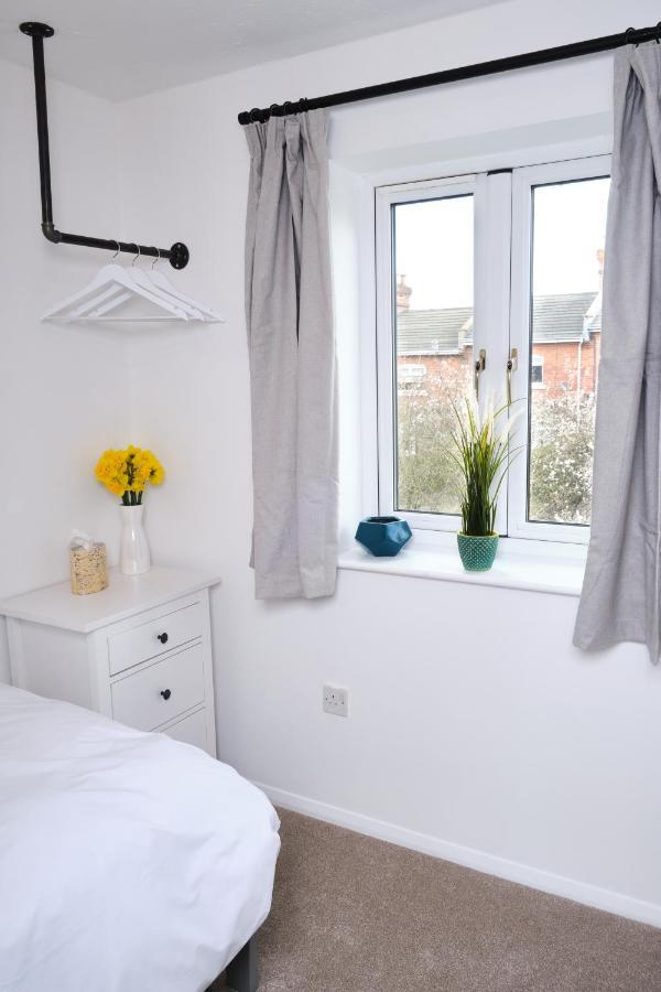 Parkway House - Modern With Great Transport Links Apartment Bristol Bagian luar foto